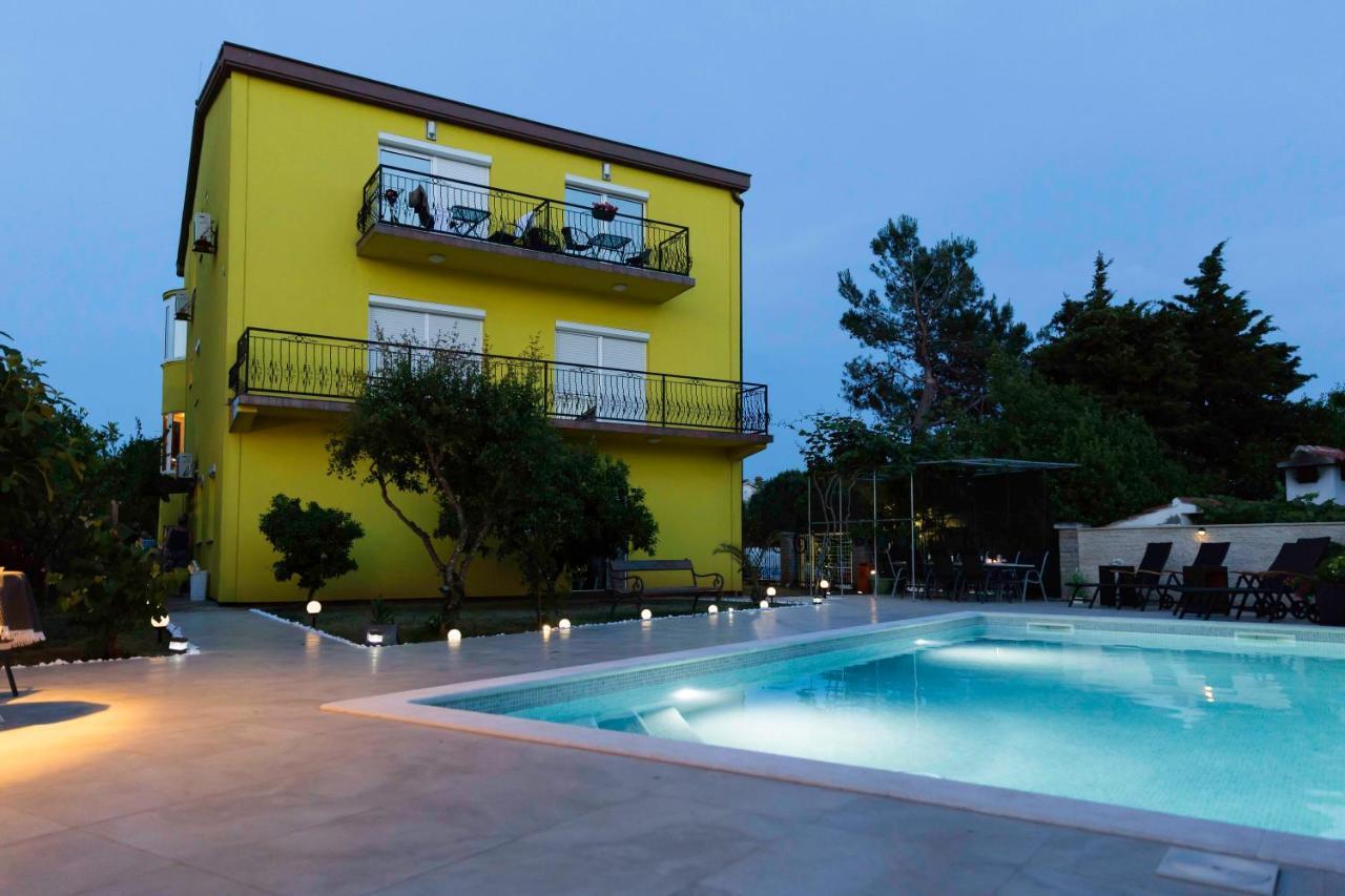 Apartment Mery Pula Exterior foto