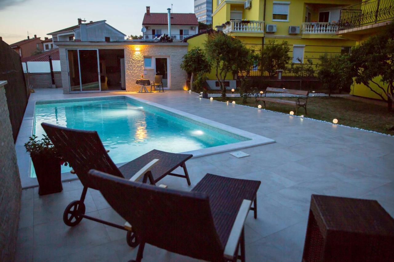 Apartment Mery Pula Exterior foto