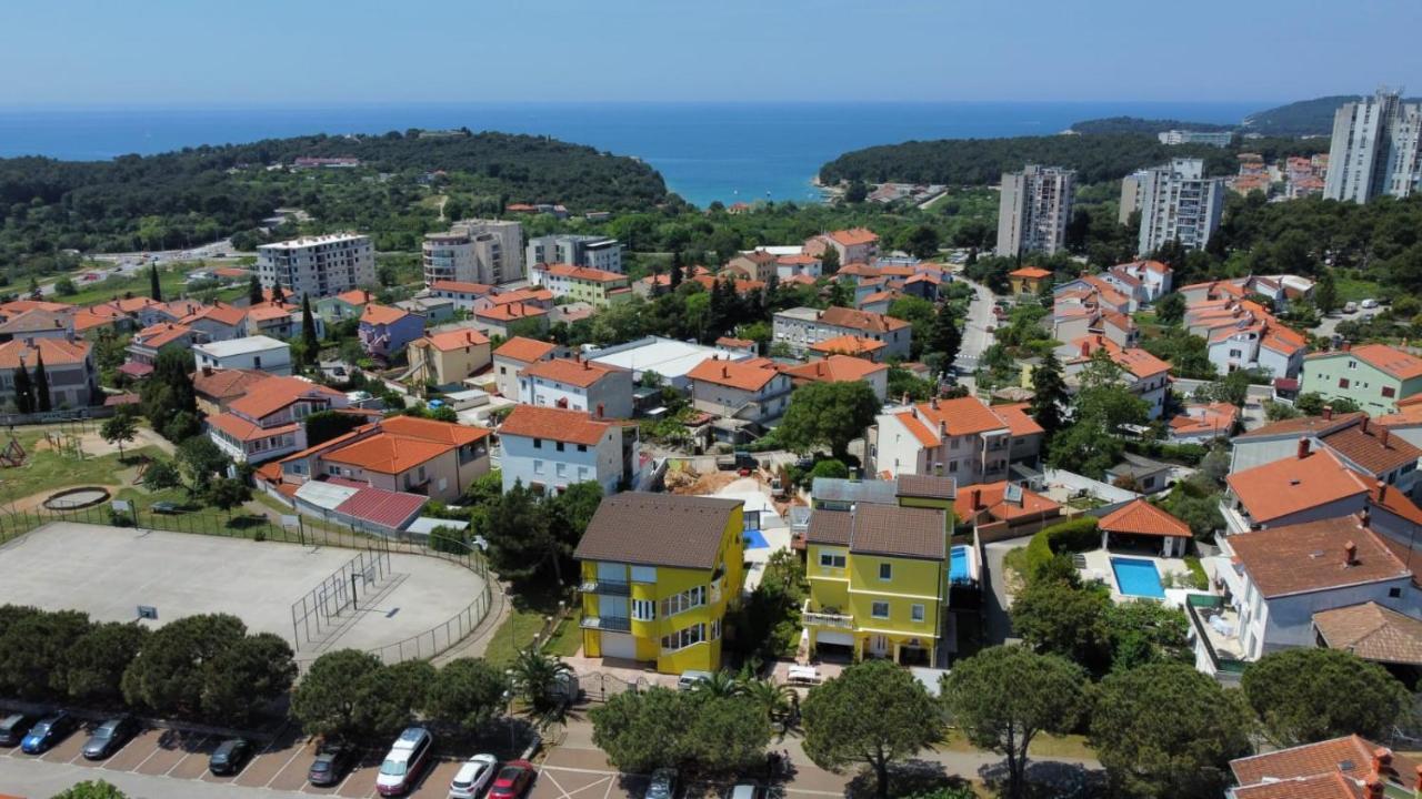 Apartment Mery Pula Exterior foto